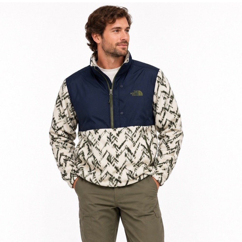 The North Face Mens Mountain Fleece Quarter Zip Pullover Navy Print Size Medium